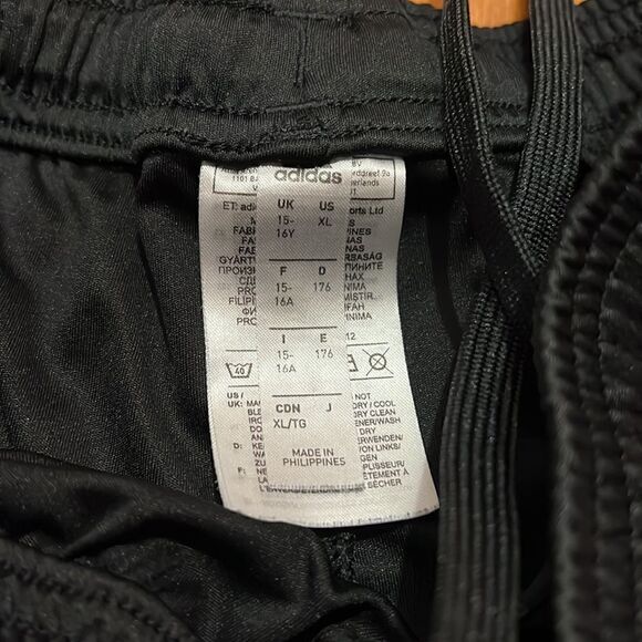 Adidas youth Tiro 17 Three-Quarter Pants size XL - Picture 5 of 9